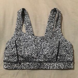 Lulu lemon sports bra
